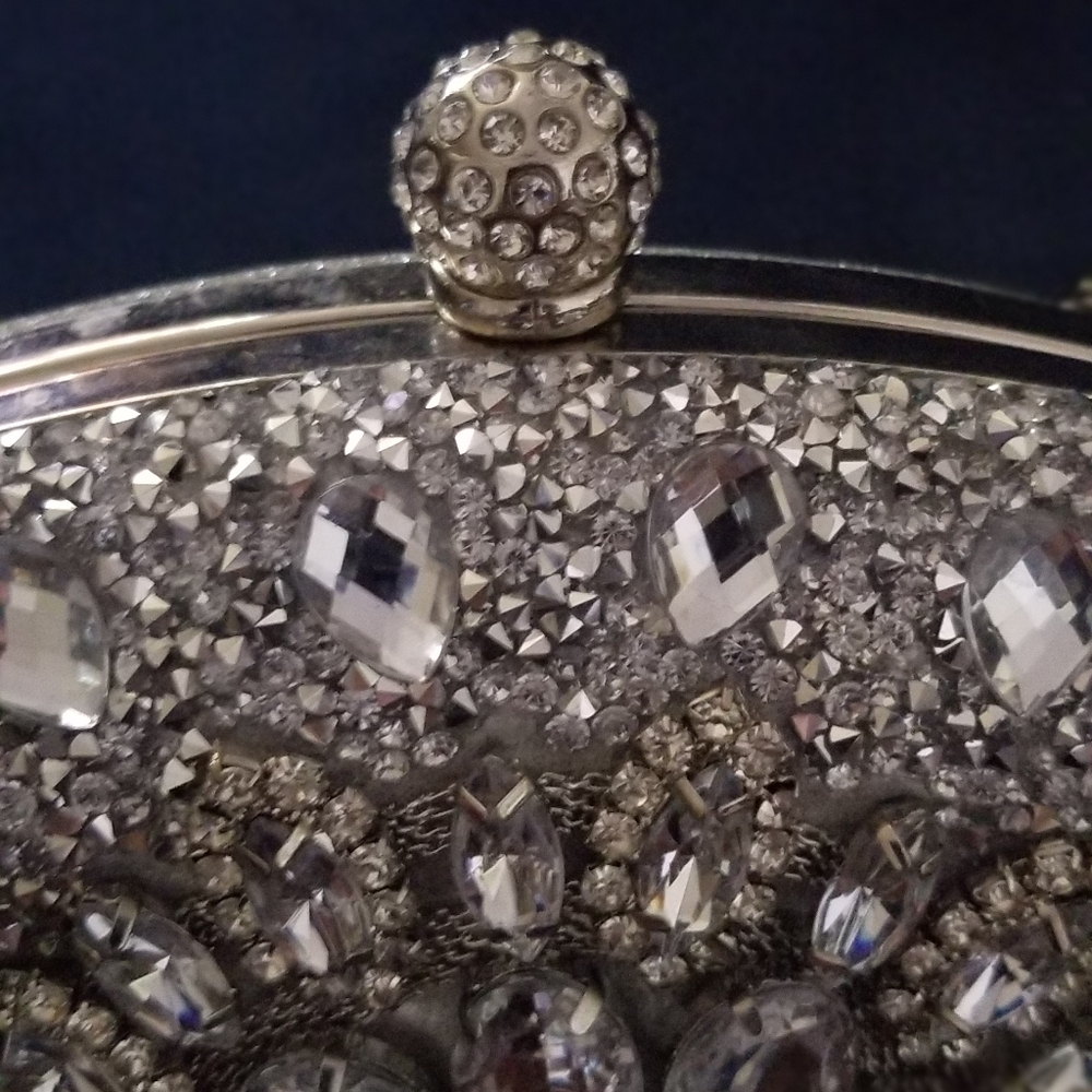 Purse - Picture 10 of 16